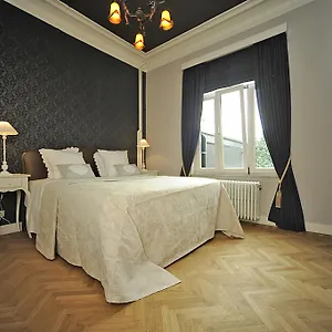 3* Bed and breakfast Expo 13